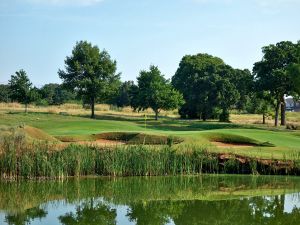 Oak Tree National 1st Green